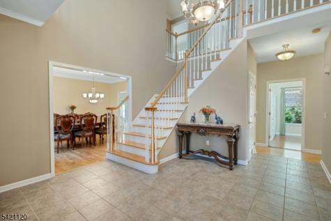 63 Twin Oaks Road Bridgewater NJ 08807