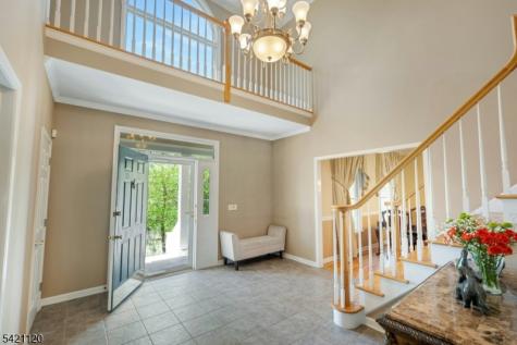 63 Twin Oaks Road Bridgewater NJ 08807