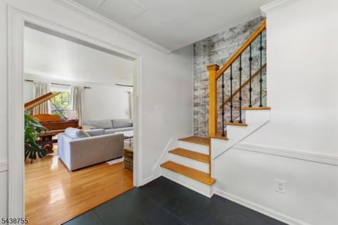 25 Arvida Drive Hopewell NJ 08534