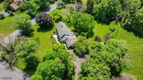 25 Arvida Drive Hopewell NJ 08534
