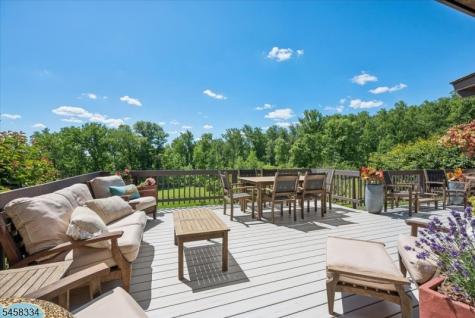 15 Palatine Road Tewksbury NJ 07830
