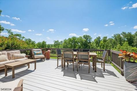 15 Palatine Road Tewksbury NJ 07830