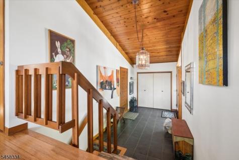 15 Palatine Road Tewksbury NJ 07830