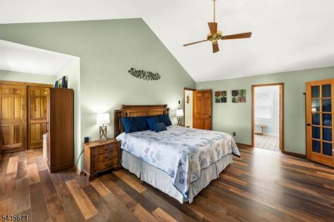 5 Jenny Jump Court Raritan NJ 08822