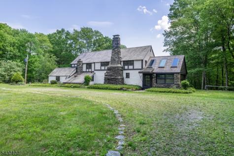 943 Middleville Road Stillwater NJ 07860
