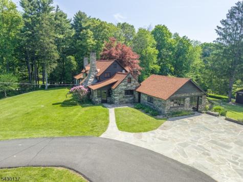 943 Middleville Road Stillwater NJ 07860