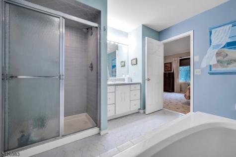 46 Highland Road Independence NJ 07840