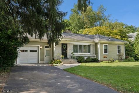 75 Birchwood Knolls Lawrence NJ 08648