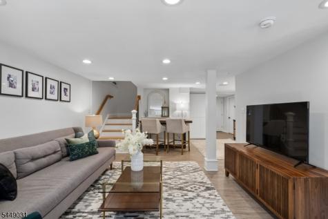 75 Birchwood Knolls Lawrence NJ 08648