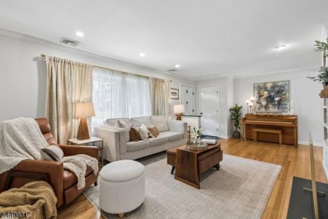 75 Birchwood Knolls Lawrence NJ 08648