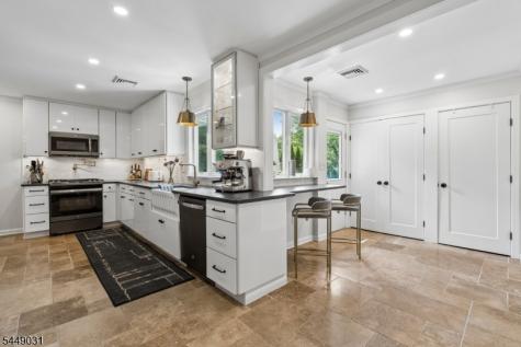 75 Birchwood Knolls Lawrence NJ 08648