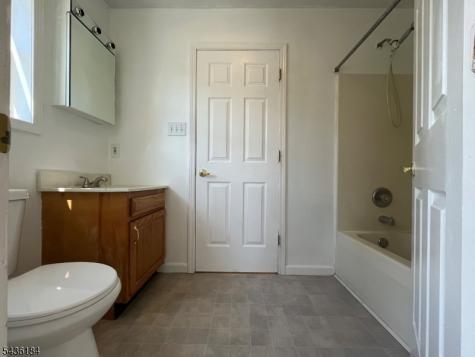 23 Elm Street Oxford NJ 07863