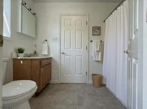 23 Elm Street Oxford NJ 07863