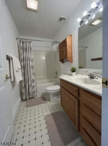 23 Elm Street Oxford NJ 07863