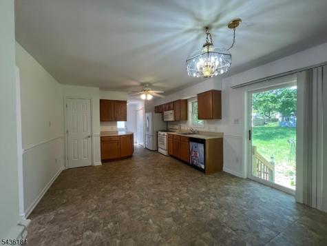 23 Elm Street Oxford NJ 07863