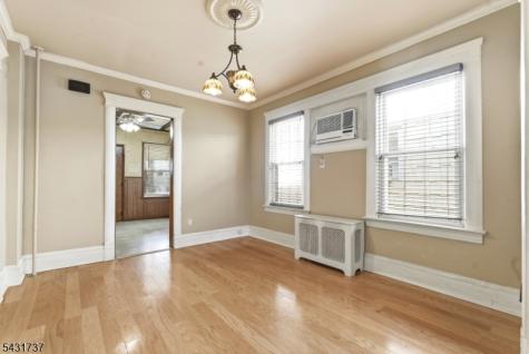 339 Lawrie Street Perth Amboy NJ 08861