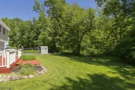 37 Holmes Oval New Providence NJ 07974