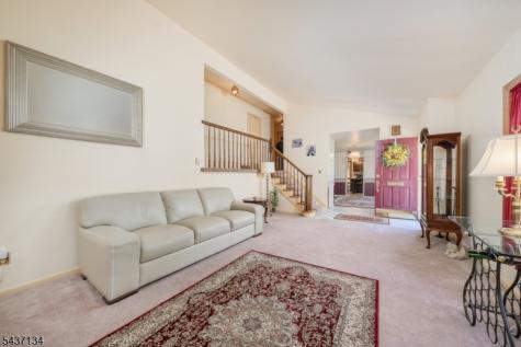 37 Holmes Oval New Providence NJ 07974