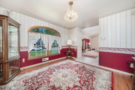 37 Holmes Oval New Providence NJ 07974