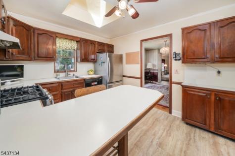 37 Holmes Oval New Providence NJ 07974