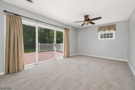 37 Holmes Oval New Providence NJ 07974