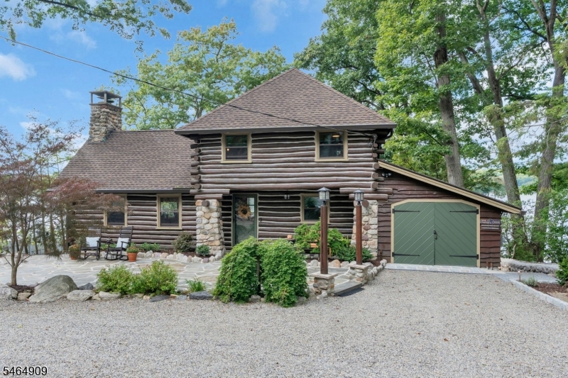 141 New Jersey Avenue Jefferson NJ 07849