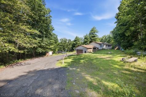 113 Deckertown Turnpike Montague NJ 07827
