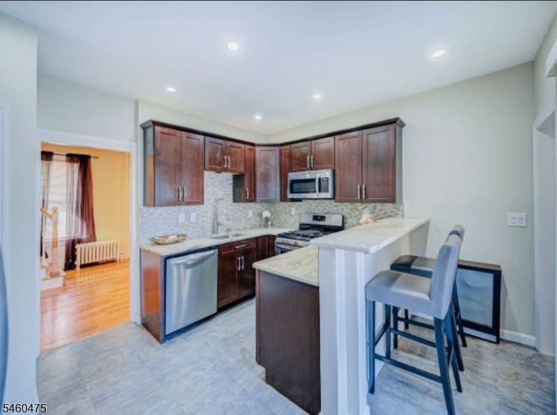 180 Monroe Street Rahway NJ 07065