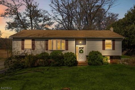 400 Lake Shore Drive West Milford NJ 07421