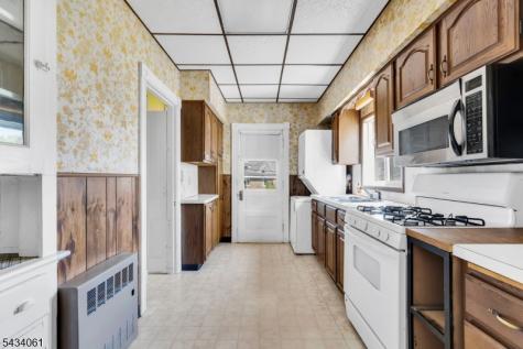 157 Bullman Street Phillipsburg NJ 08865