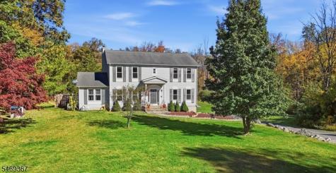 26 Countryside Road Knowlton NJ 07832