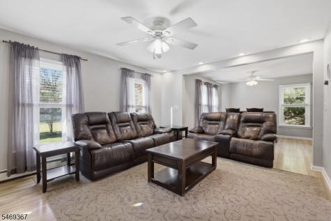 26 Countryside Road Knowlton NJ 07832