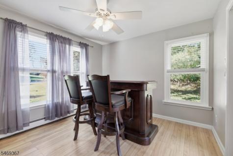 26 Countryside Road Knowlton NJ 07832