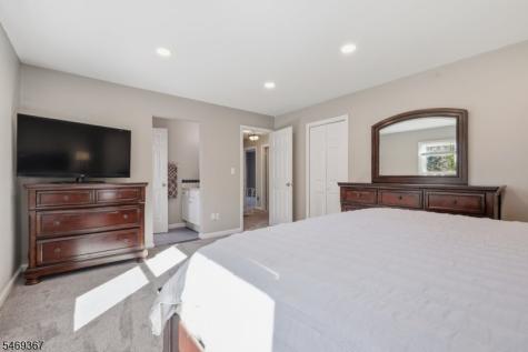 26 Countryside Road Knowlton NJ 07832
