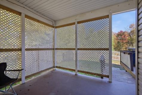 26 Countryside Road Knowlton NJ 07832