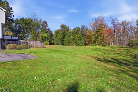 26 Countryside Road Knowlton NJ 07832