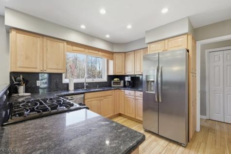 26 Countryside Road Knowlton NJ 07832
