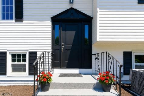 10 Red Oak Way Bridgewater NJ 08807