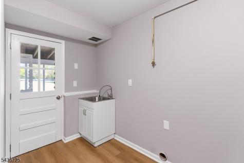 10 Red Oak Way Bridgewater NJ 08807