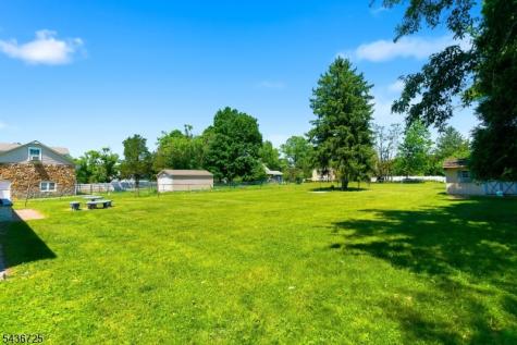 10 Red Oak Way Bridgewater NJ 08807