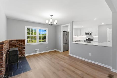 10 Red Oak Way Bridgewater NJ 08807