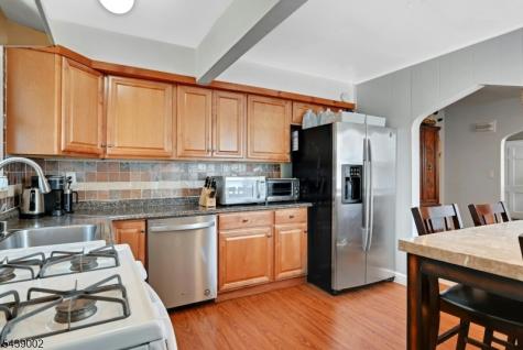 85 Edison Street Clifton NJ 07013