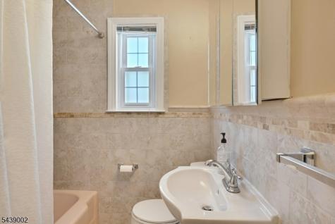 85 Edison Street Clifton NJ 07013
