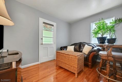 85 Edison Street Clifton NJ 07013