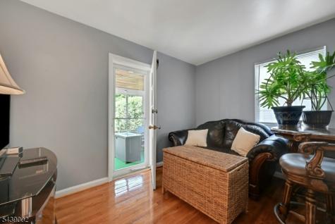 85 Edison Street Clifton NJ 07013