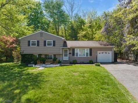 28 Ethan Drive New Providence NJ 07974