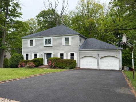 37 Highmount Avenue Warren NJ 07059