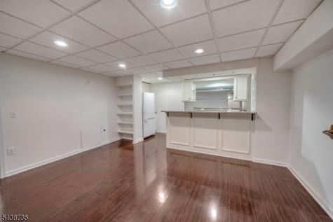 8 Glen Eagles Road Washington NJ 07882