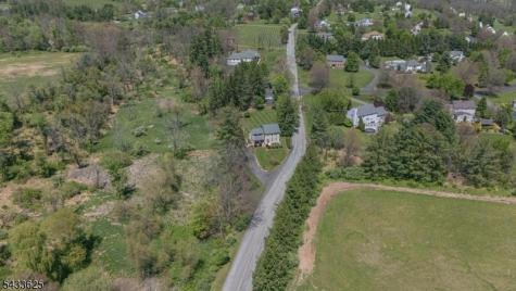 449 Stamets Road Holland NJ 08848