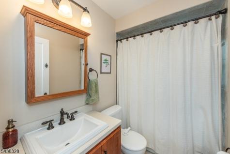 13 Elmwood Terrace Wayne NJ 07470